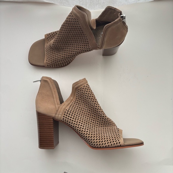 Vince‎ Camuto | Katnina Perforated Nubuck Open Toe Shooties Sz 9M - Picture 4 of 8
